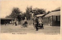 Paris Vecu. une entrée de Paris