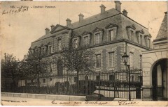 Institut Pasteur à Paris 15e