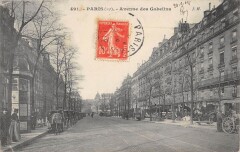 Carte postale ancienne Avenue des Gobelins
                                                                     à Paris 5e
                                