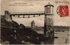 Saint-Servan - Le Marégraphe et la tour Solidor