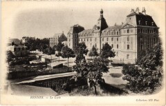 Rennes - Le Lycée à Rennes