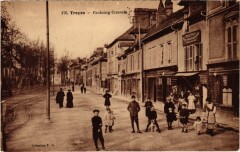 Troyes - Faubourg Croncels à Troyes