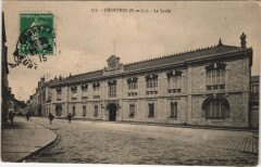 Chartres - Le Lycée à Chartres