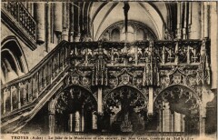 Troyes- Le Jube de l'Eglise Marie Madeleine France à Troyes