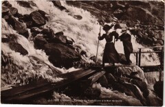 Chamonix - Cascade du Nant-Blanc a la Mer de Glace