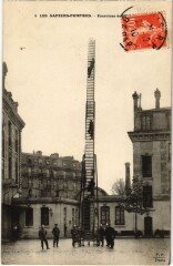 Paris Petits Metiers Sapeurs-Pompiers Firefighters Exercice