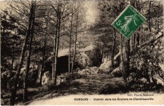 Nemours Chemin dans les Rochers de Chamtreauville à Nemours