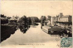 Nemours Le Loing en amount du Pont à Nemours
