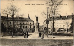 Dijon - Place Etienne-Dolet à Dijon