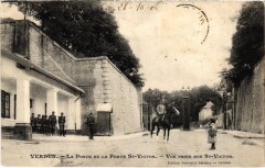 Militaire Verdun - La Poste et la Porte Saint-Victor à Verdun