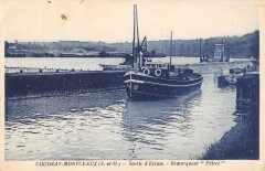 Coudray Montceaux Sortie D'Ecluse Remorqueur Petrel