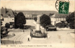 Troyes - La Gare et le Monument des Enfants de l'Aube à Troyes