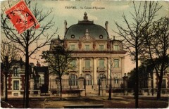 Troyes - Caisse d'Epargne à Troyes