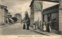 Saint-Pierre du Vauvray-Rue Grande à Saint-Pierre-du-Vauvray
