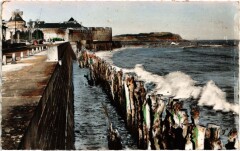 Saint-Malo Le Chateau vu du Sillon France à Saint-Malo