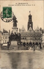 Saint Quentin- Monument de 1557 et Hotel de Ville France à Saint-Quentin