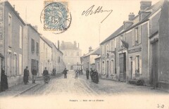 Pussay Rue De La Poste à Pussay