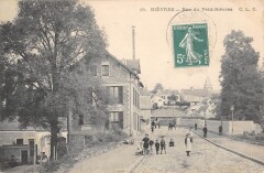 Paris Rue Du Petit Bievres
