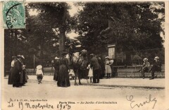 Carte postale ancienne Au Jardin d'Acclimatation
                                                                     à Neuilly-sur-Seine
                                