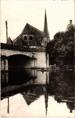 Nemours Eglise et le Pont à Nemours