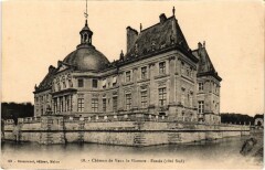 Chateau de Vaux le Vicomte Fosses