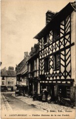 Saint-Brieuc - Vieilles Maisons de la Rue Fardel à Saint-Brieuc