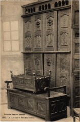 Un Lit Clos et Berceau Breton