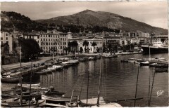 Ajaccio - Le Port à Ajaccio