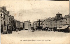 Chalons-sur-Marne - Place de la Republique