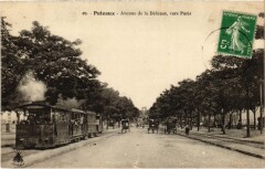 Puteaux Avenue de la Defense vers Paris Tram Vapeur à Puteaux