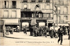 Carte postale ancienne Station du Métropolitain - Place Clichy
                                                                     à Paris 18e
                                
