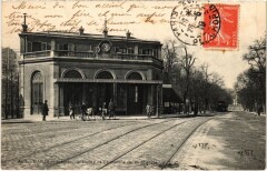 Station de Passy et Chaussée de la Muette -
																					75016 Paris 16e
																			