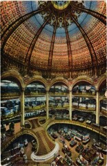 Paris 9e Aux Galeries Lafayette Hall Central à Paris 9e