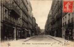 Carte postale ancienne Rue des Volontaires
                                                                     à Paris 15e
                                