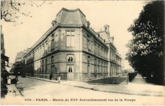 Mairie du XVIe Arrondissement rue de la Pompe à Paris 16e