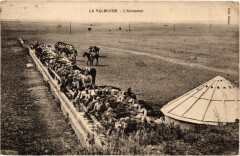 Militaire - La Valbonne - L'Abreuvoir