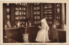 Hotel-Dieu de Beaune - La Pharmacie salle principale à Beaune