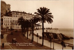 Nice- Le Quai des Etats Unis et terrasse du Soleil France