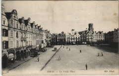 Arras-La Petite Place à Arras