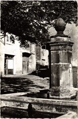 St Lothain- Place de la Poste France