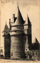 Vitre La Tour Saint-Laurent France