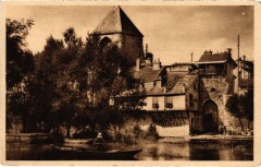 Moret sur Loing La Poterne et la Maison Sauve