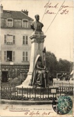 Fontainebleau Monument de Carnot à Fontainebleau