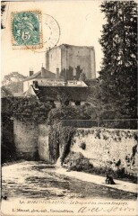 Moret-sur-Loing Le Donjon et les Anciens Remparts
