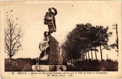 Meaux Statue de Marechal Gallieni à Meaux