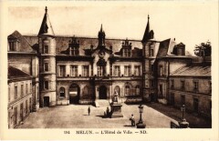 Melun L'Hotel de Ville à Melun
