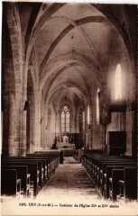 Ury Interieur de l'Eglise