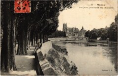 Meaux Vue prise Promenade des Trinitaires à Meaux