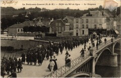 La Ferte sous Jouarre Defile du 101 de ligne Le Drapeau à Jouarre