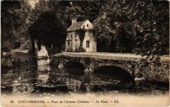 Coulommiers Parc de l'Ancien Chateau le Pont à Coulommiers